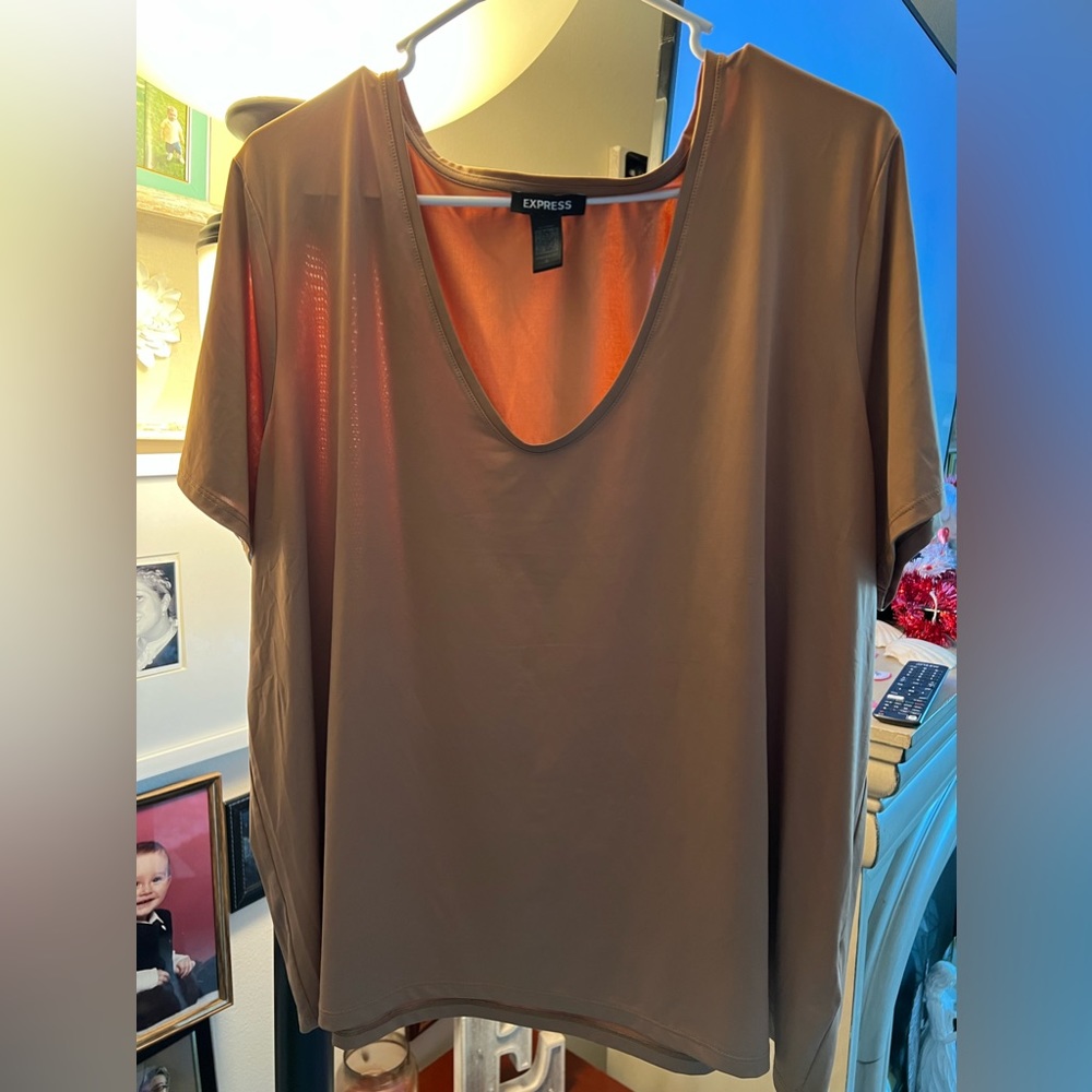 Short sleeved satin like shirt from express XL